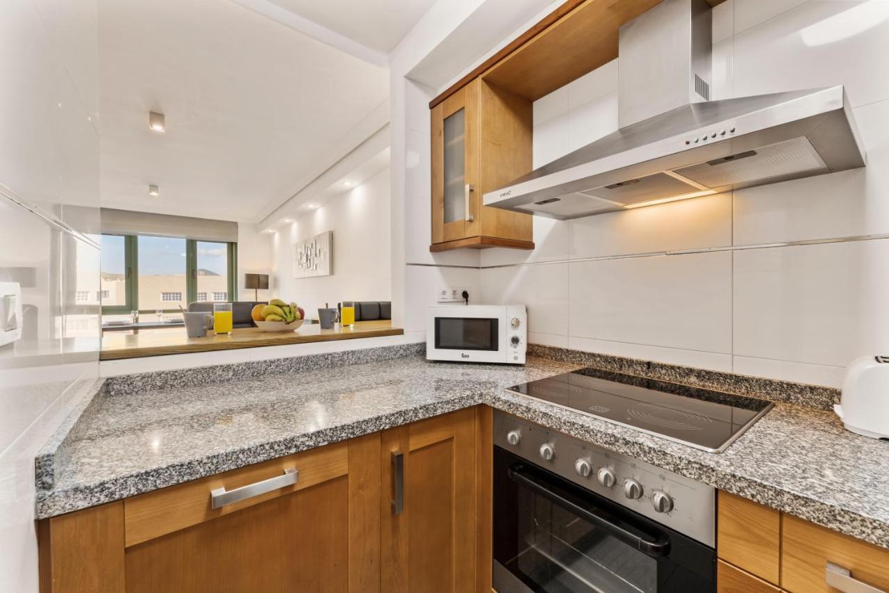 Home2Book Stylish Apartment Arrecife Beach ภายนอก รูปภาพ